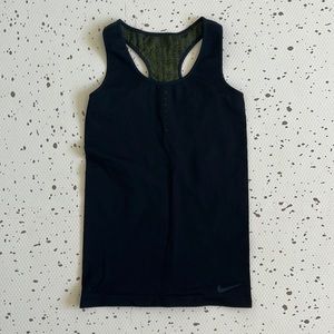 💘 NIKE DRI-FIT - BLACK RACERBACK TANK